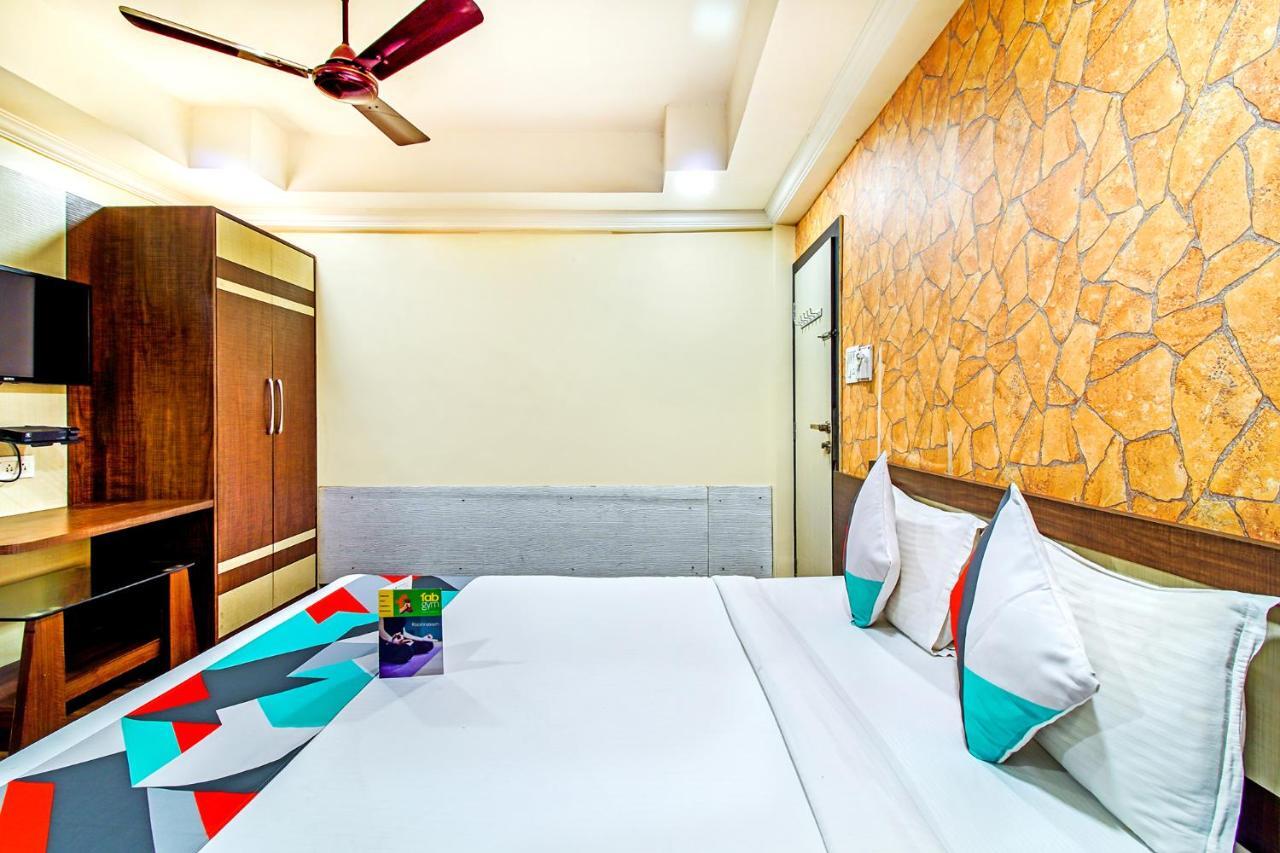 Hotel Mukesh Residency Pune Exterior foto
